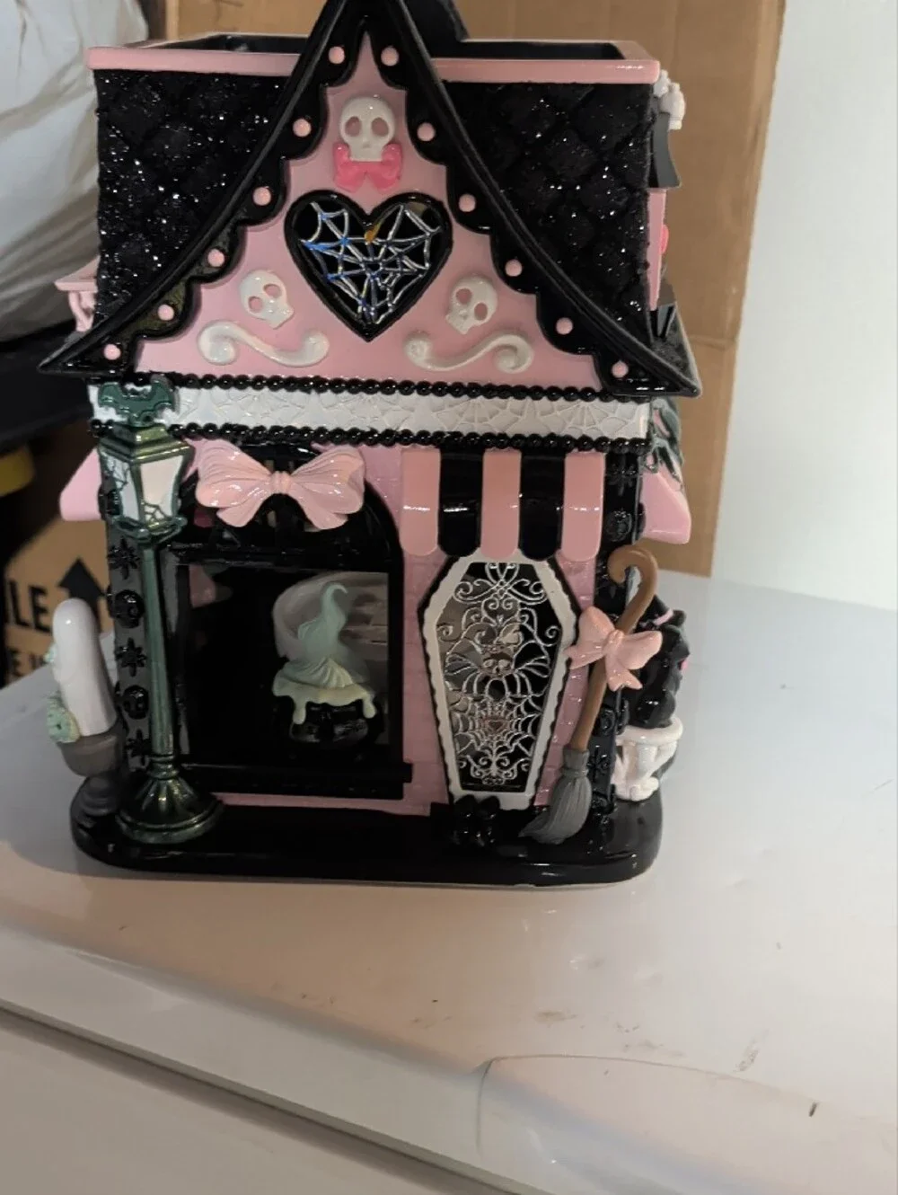 Bath And Body Works 2025 Gothic Delights Pink & Black Candle Holder